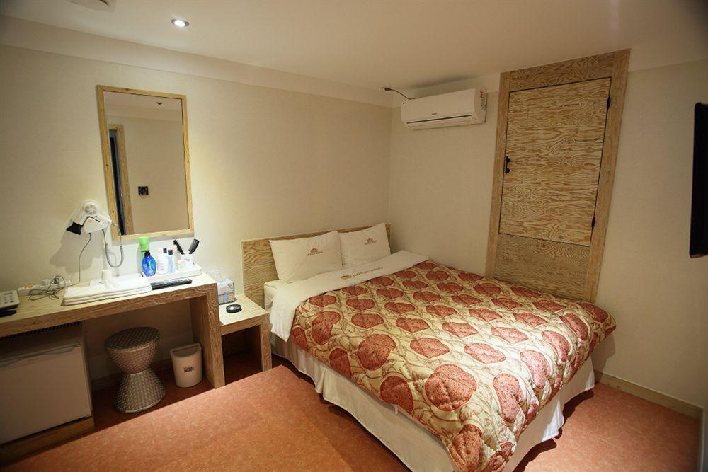 Hotel Mido Myeongdong